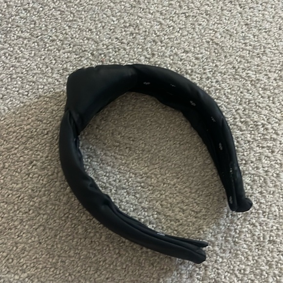 Lele Sadoughi faux leather black headband - Picture 1 of 4